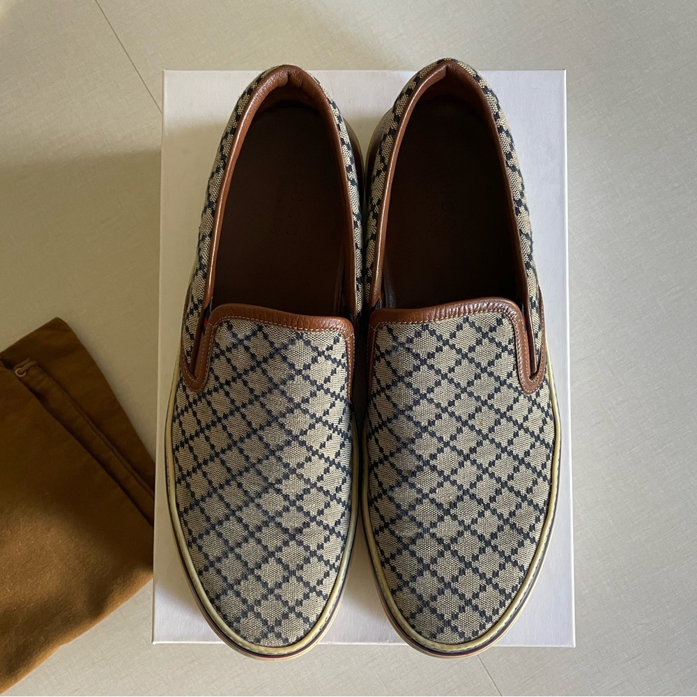 Classic Gucci tennis slip on sneaker